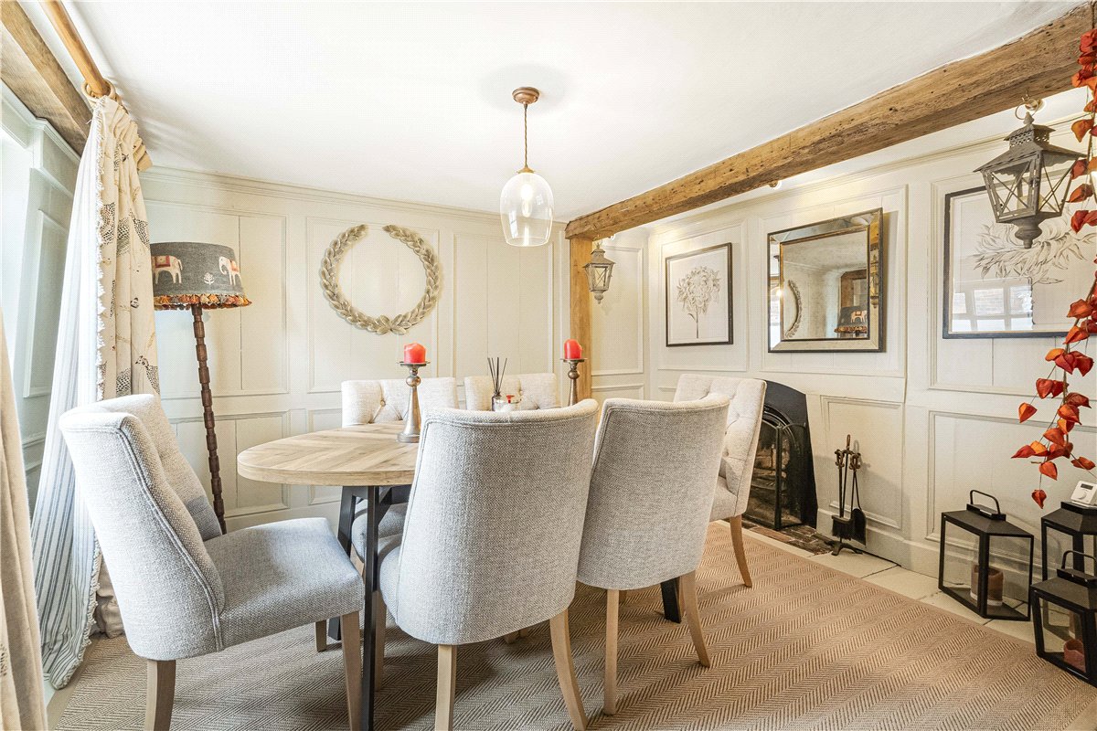 4 bedroom House, Silverless Street, Marlborough, SN8 - Available, Image 2