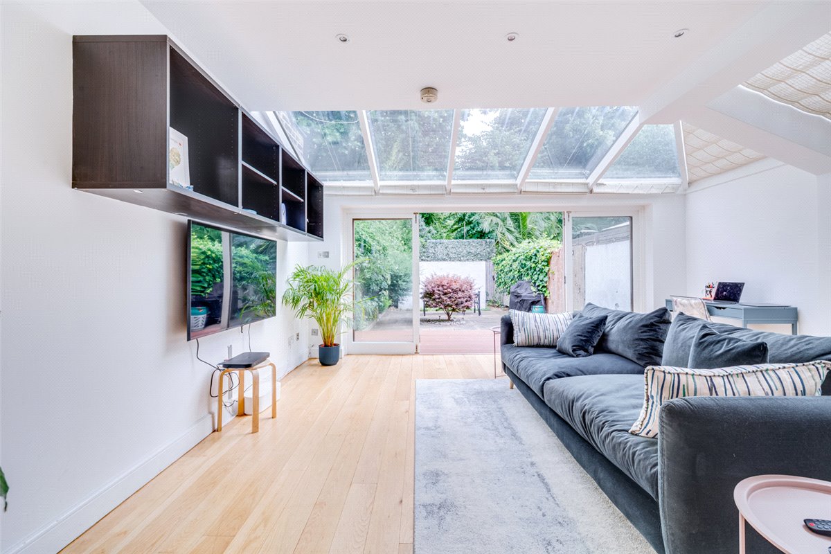 2 bedroom Flat, Woodlawn Road, London, SW6 - , Image 8