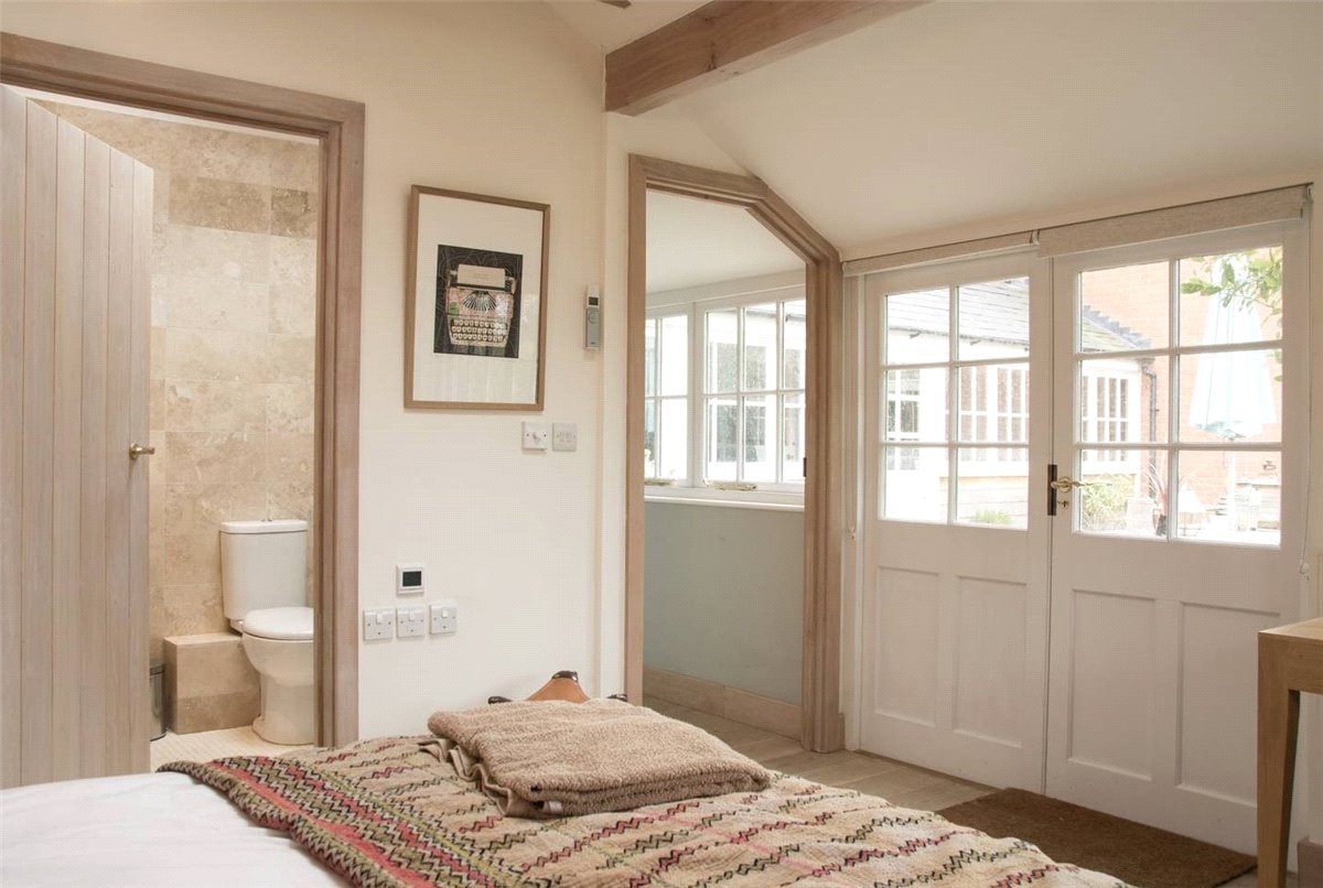 6 bedroom House, Woodborough, Pewsey, SN9 - Available, Image 12