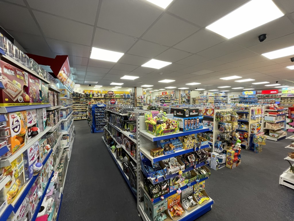 7495 Sq Ft, 66-68 Sheep Street, Bicester, OX26 - Available, Image 2