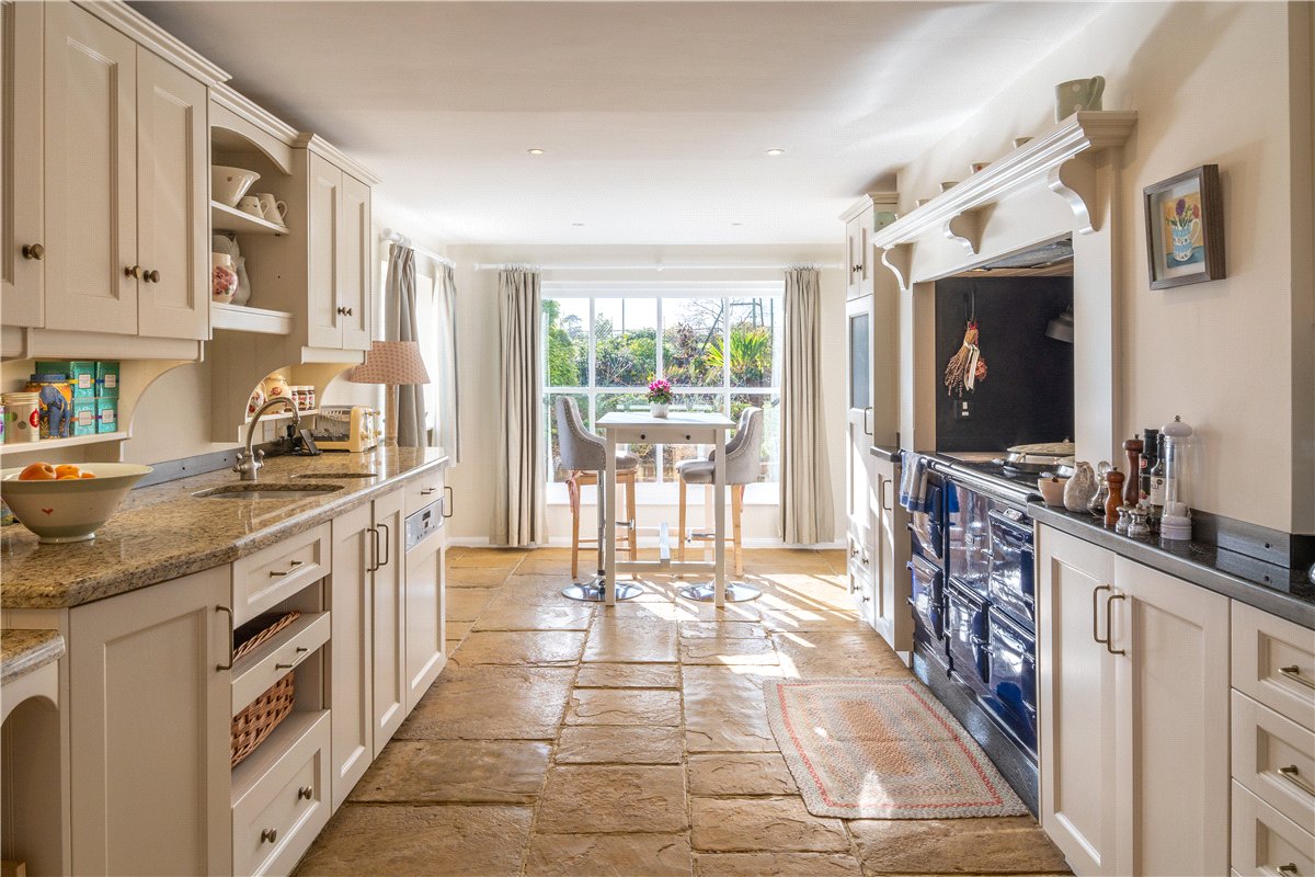 5 bedroom House, Brightwalton, Newbury, RG20 - Available, Image 5