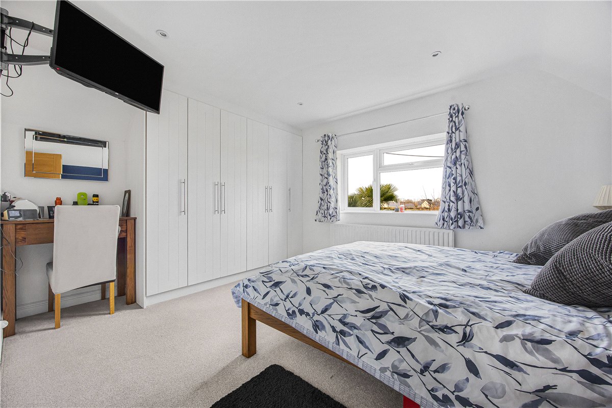 3 bedroom House, The Causeway, East Hanney, OX12 - Available, Image 11