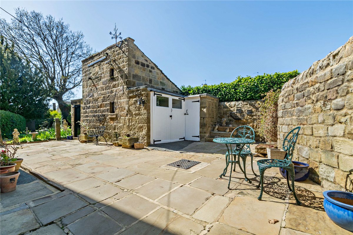 3 bedroom House, Strait Lane, Huby, LS17 - Sold, Image 3