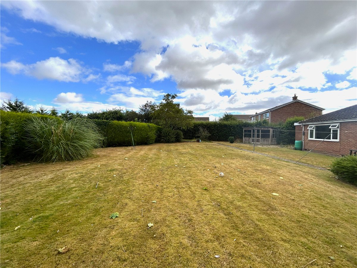 4 bedroom Bungalow, Meadow Drive, Scruton, DL7 - Available, Image 8