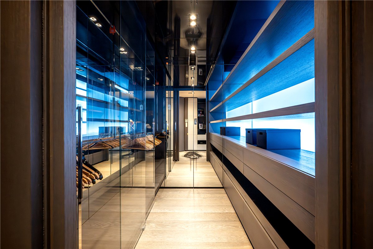 4 bedroom Flat, North Row, Mayfair, W1K - Available, Image 10