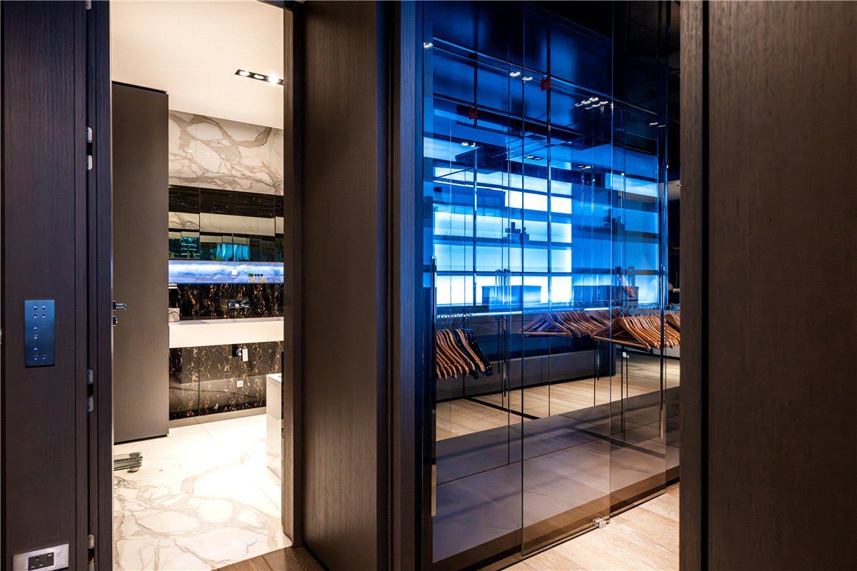 4 bedroom Flat, North Row, Mayfair, W1K - Available, Image 20