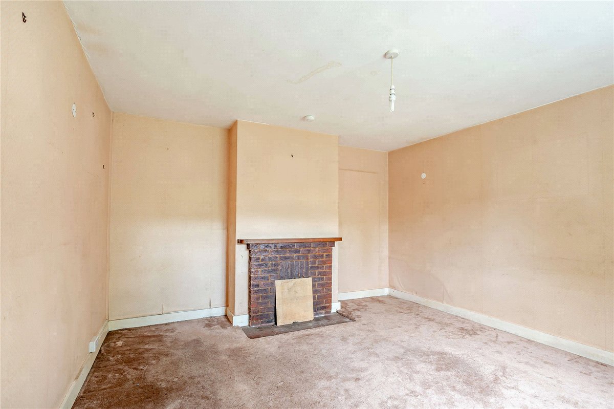 3 bedroom House, Soke Road, Silchester, RG7 - Available, Image 6