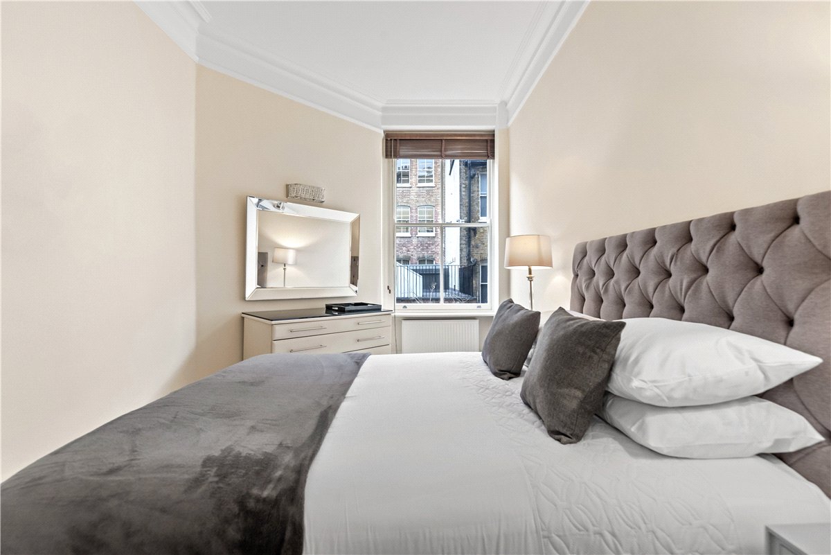 2 bedroom Flat, Lincoln House, Basil Street, SW3 - Available, Image 11