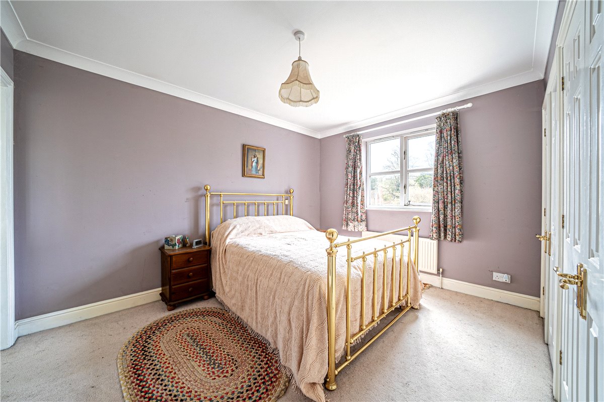 4 bedroom House, Kings Somborne, Stockbridge, SO20 - Available, Image 8