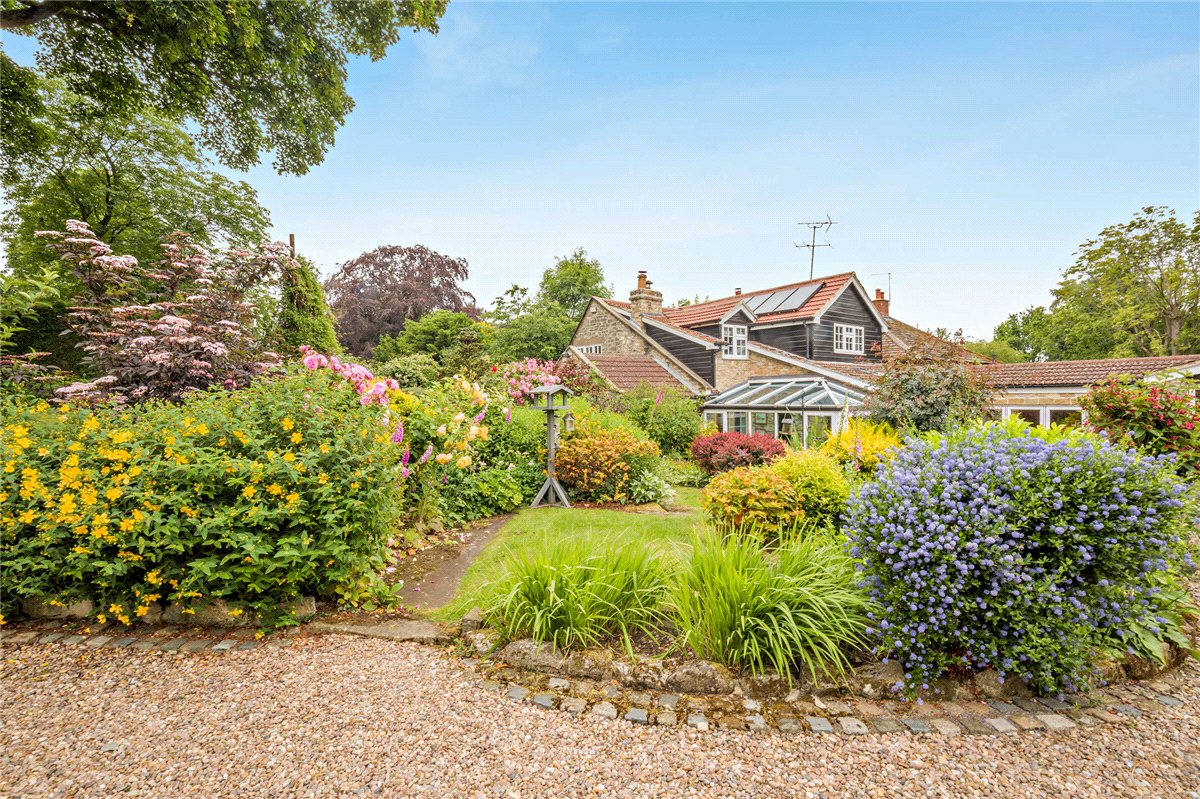 4 bedroom House, Lumby, Near Leeds, LS25 - Available, Image 27
