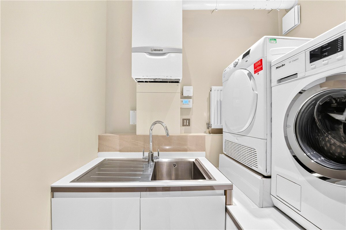 3 bedroom Flat, Addison Road, Holland Park, W14 - Available, Image 27