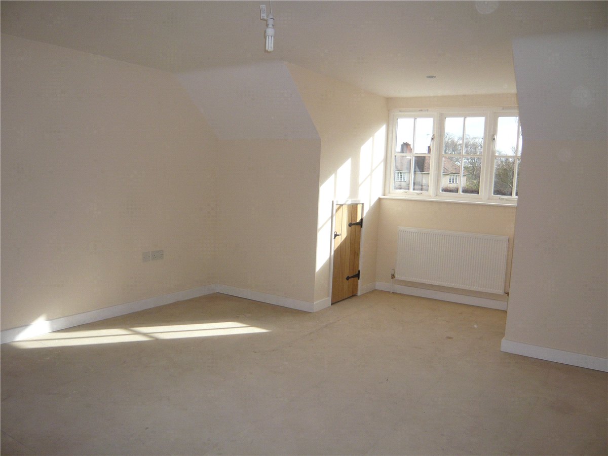 4 bedroom House, Manor Farm, Main Street, RG20 - Available, Image 3