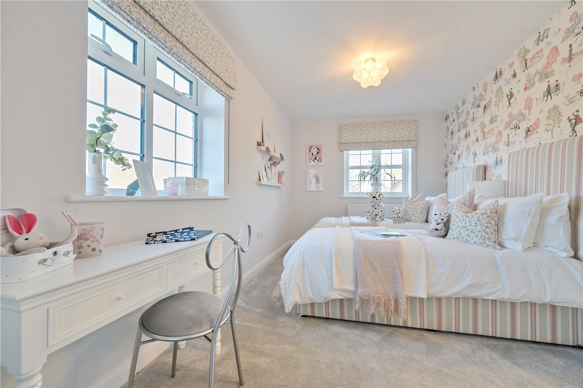 4 bedroom House, Bishops Green, Newbury, RG20 - Available, Image 5