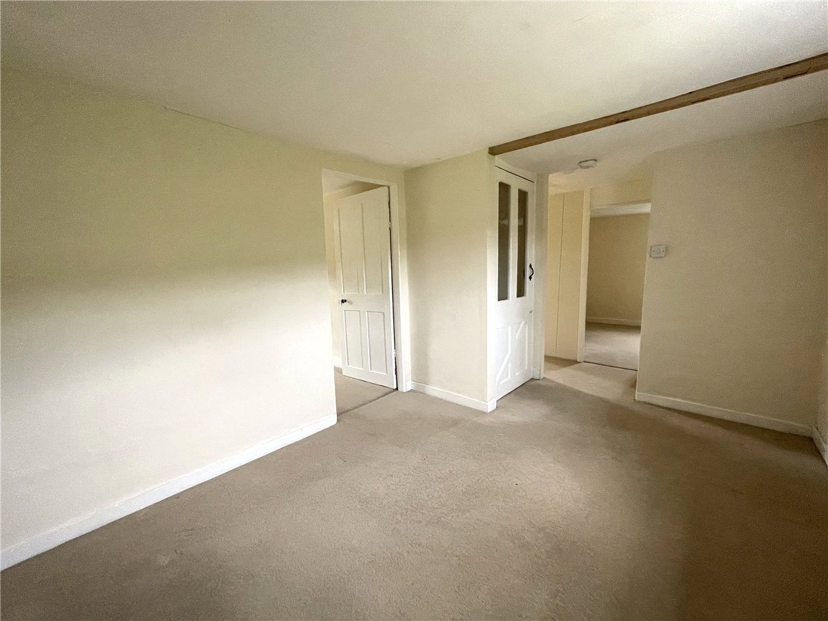 3 bedroom Cottage, Mildenhall, Marlborough, SN8 - Available, Image 8
