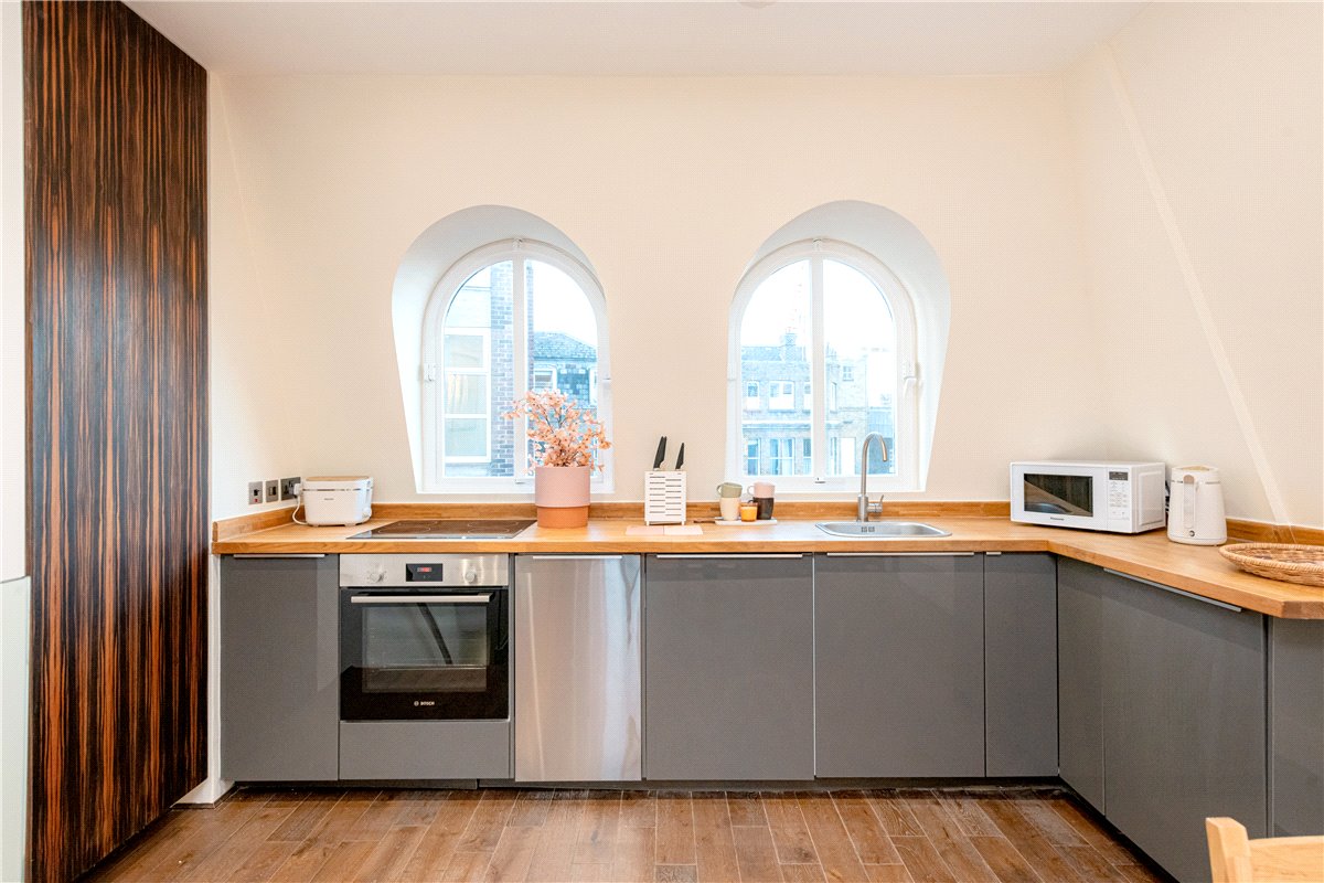 2 bedroom Flat, Curzon Street, Mayfair, W1J - Available, Image 12