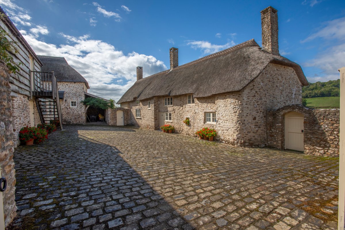 127.45  Farm, Northleigh, Colyton, EX24 - Available, Image 4
