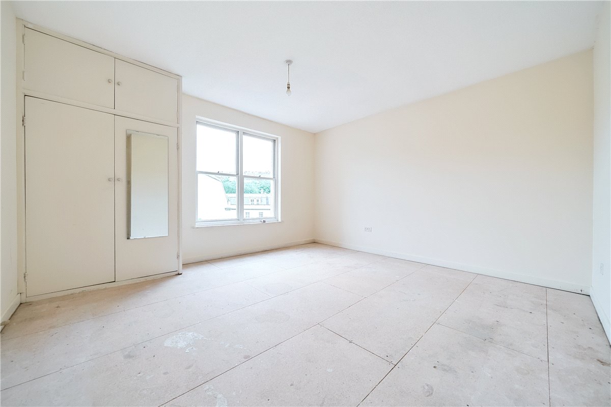2 bedroom Flat, Henrietta Street, Bath, BA2 - Sold, Image 4
