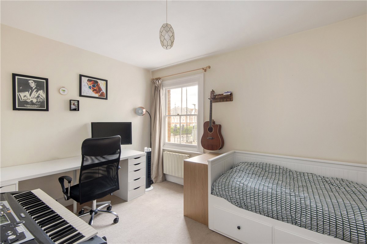2 bedroom Flat, Trinity Road, London, SW17 - Sold, Image 6