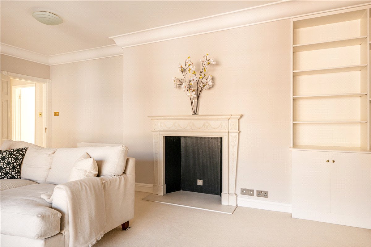 2 bedroom Flat, Reeves Mews, Mayfair, W1K - Available, Image 25