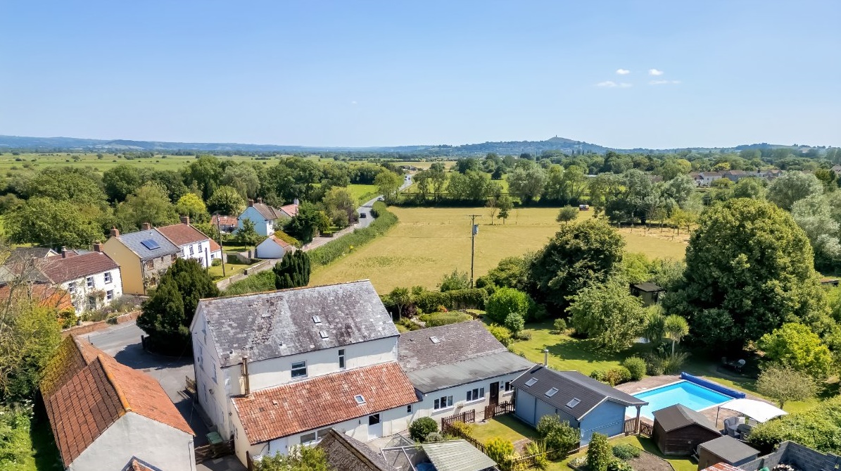 6 bedroom House, Glastonbury Road, Meare, BA6 - Sold STC, Image 1