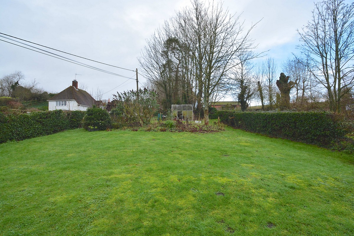 3 bedroom House, Stoke, Andover, SP11 - Available, Image 2