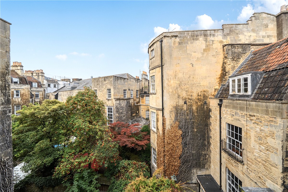 3 bedroom Maisonette, Pierrepont Street, Bath, BA1 - Available, Image 3