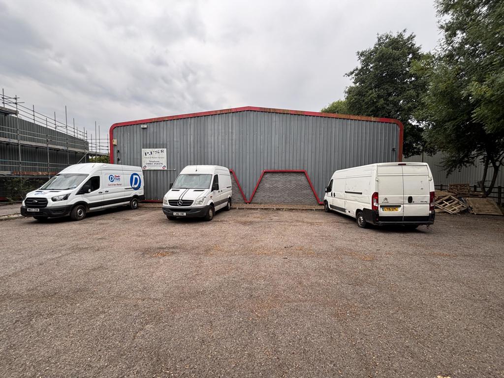 2573 Sq Ft, Lowman Way, Tiverton, EX16 - Sold STC, Image 3