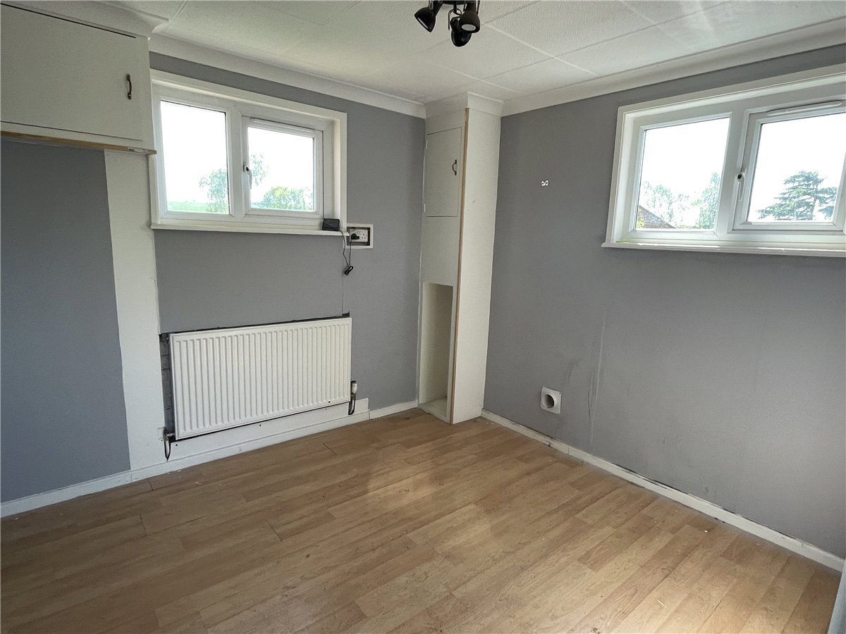 2 bedroom House, Swans Close, Ramsbury, SN8 - Sold, Image 18