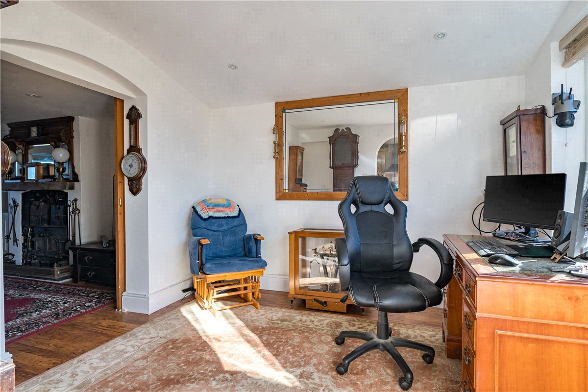 2 bedroom Cottage, Broad Street, Beechingstoke, SN9 - Available, Image 16