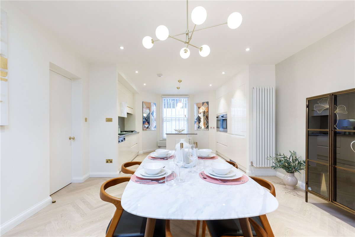 3 bedroom Maisonette, Cornwall Gardens, South Kensington, SW7 - Available, Image 25