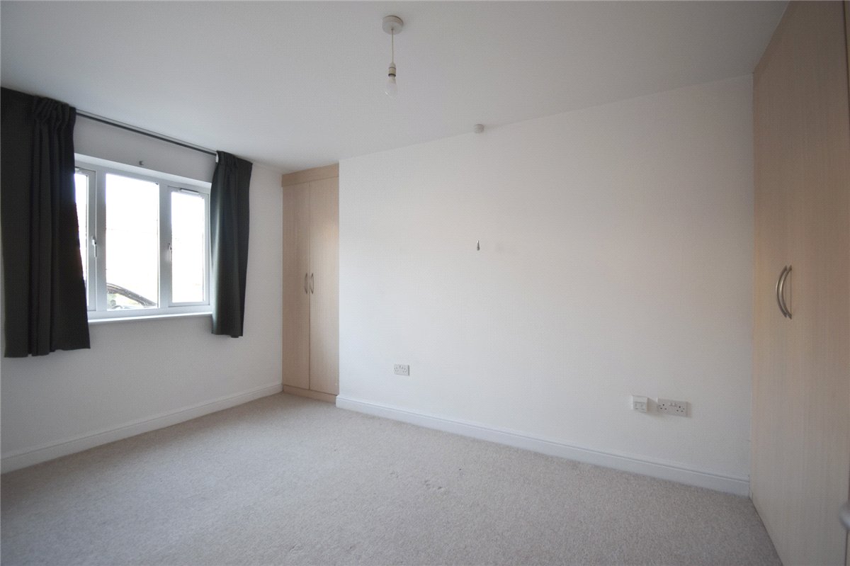 2 bedroom Flat, Apollo Way, Cambridge, CB4 - Available, Image 3