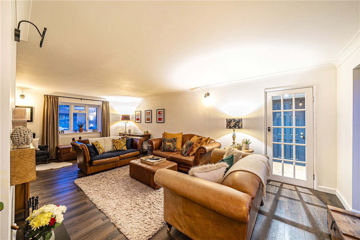 5 bedroom House, High Street, West Meon, GU32 - Available, Image 3