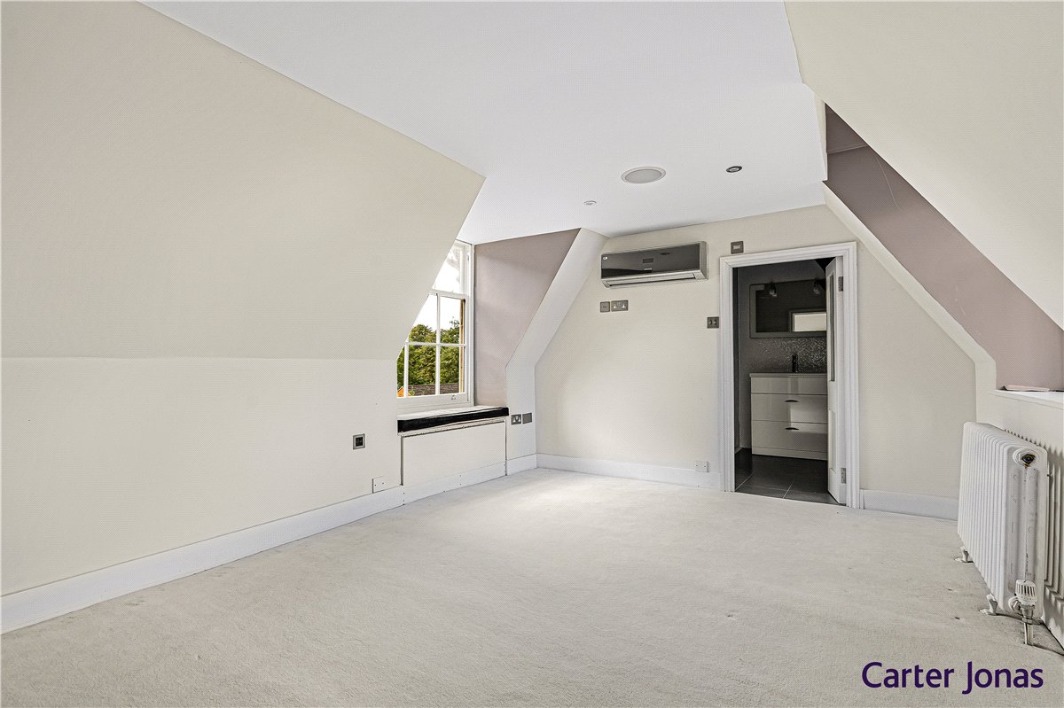 6 bedroom House, Thicket Road, Houghton, PE28 - Available, Image 18