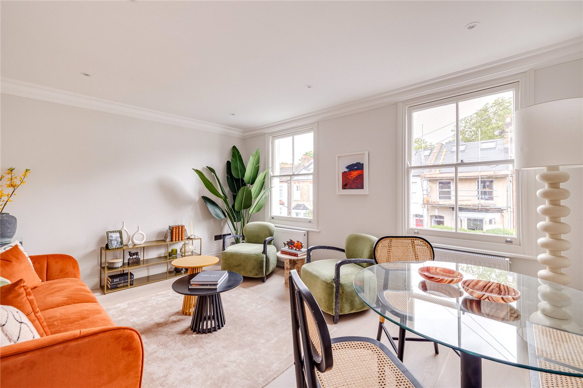 3 bedroom Flat, Standen Road, London, SW18 - Available, Image 2