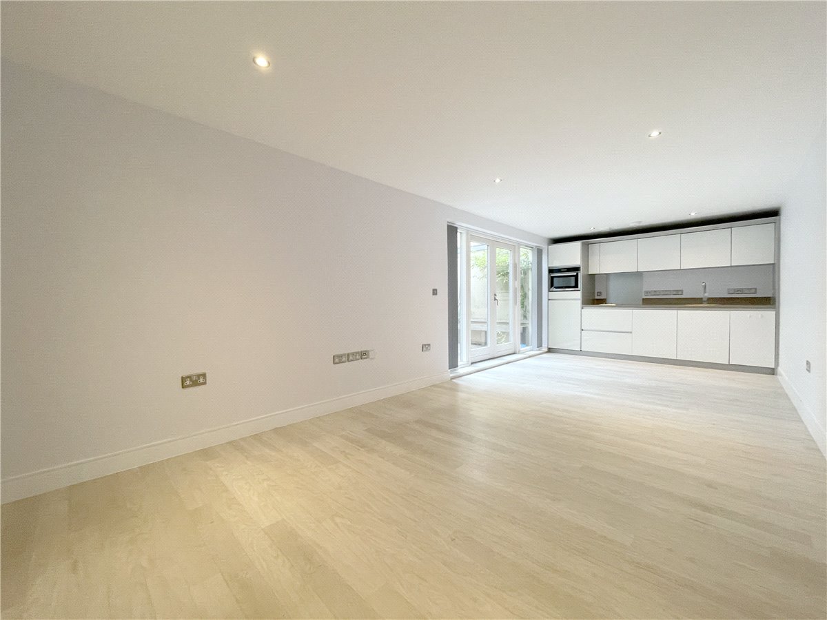 1 bedroom Flat, Warkworth Street, Cambridge, CB1 - Sold STC, Image 2