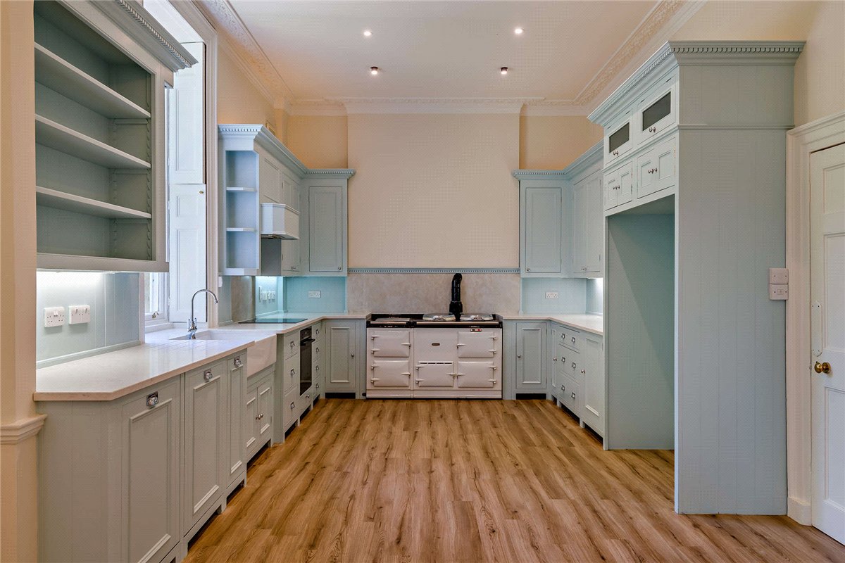 10 bedroom House, Wolverton, Nr Kingsclere, RG26 - Available, Image 2