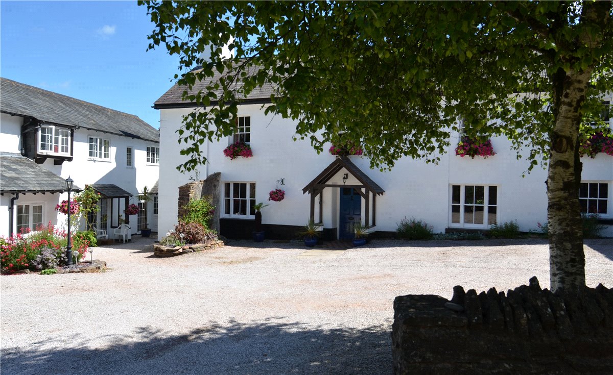 13 bedroom House, Village Road, Marldon, TQ3 - Sold