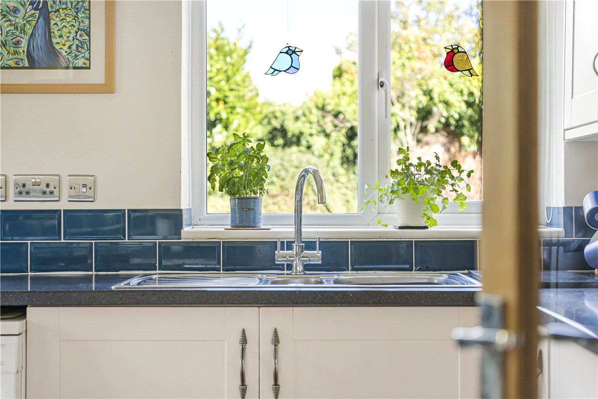 4 bedroom House, Bellamy Close, Southmoor, OX13 - Sold, Image 4
