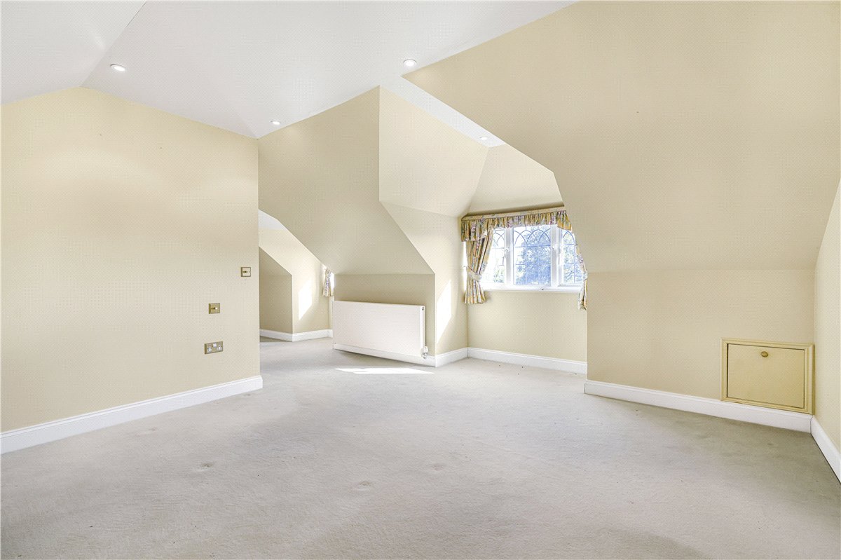 6 bedroom House, Chalk Lane, Hyde Heath, HP6 - Available, Image 19