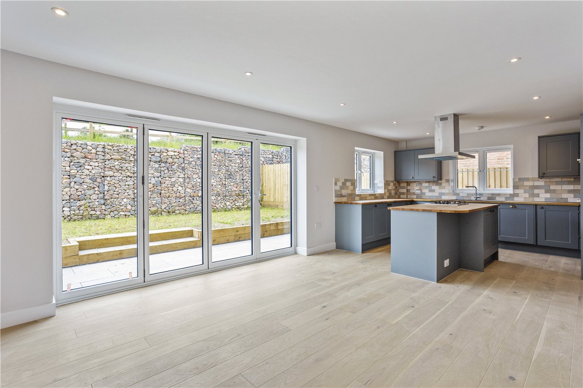 4 bedroom House, Manor Lane, Baydon, SN8 - Sold, Image 8