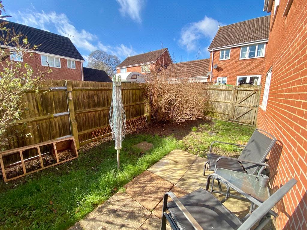 3 bedroom House, Smiths Close, Pewsey, SN9 - Available, Image 3