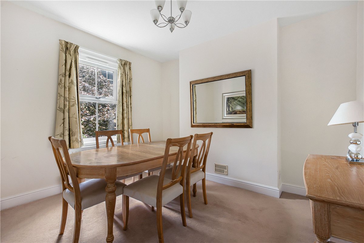 2 bedroom Flat, Walton Crescent, Oxford, OX1 - Available, Image 3