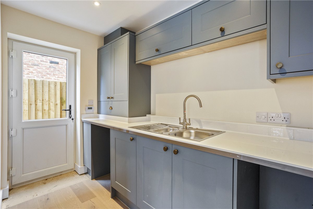 4 bedroom House, Manor Lane, Baydon, SN8 - Sold, Image 6