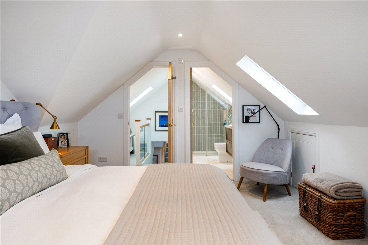 4 bedroom House, Blowhorn Street, Marlborough, SN8 - Sold, Image 18