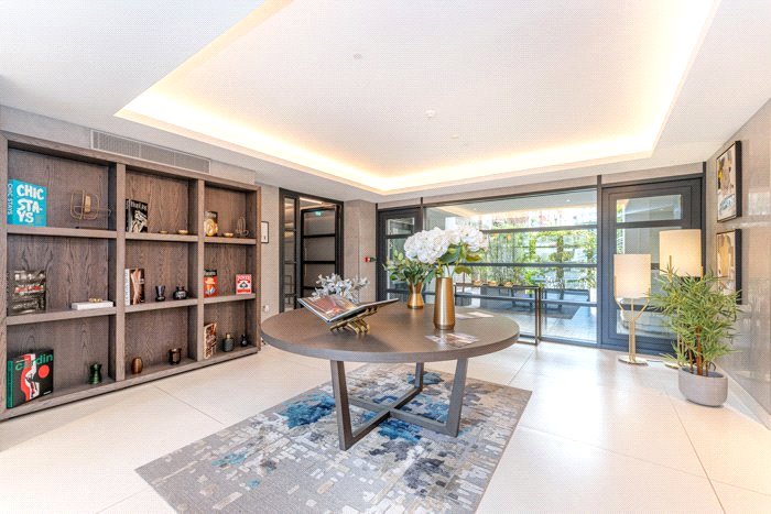 2 bedroom Flat, Kensington Gardens Square, Bayswater, W2 - Available, Image 13