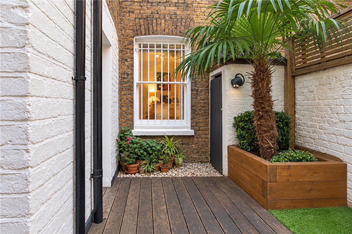 2 bedroom Flat, 31 Castletown Road, , W14 - Available, Image 15