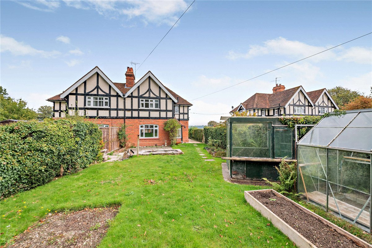 3 bedroom Cottage, Rookwood, Stockcross, RG20 - Sold