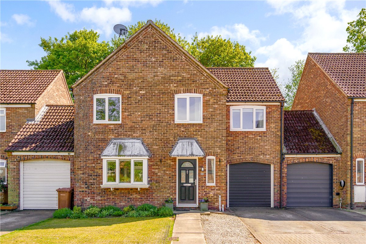 3 bedroom House, St. Nicholas Close, North Newbald, YO43 - Available