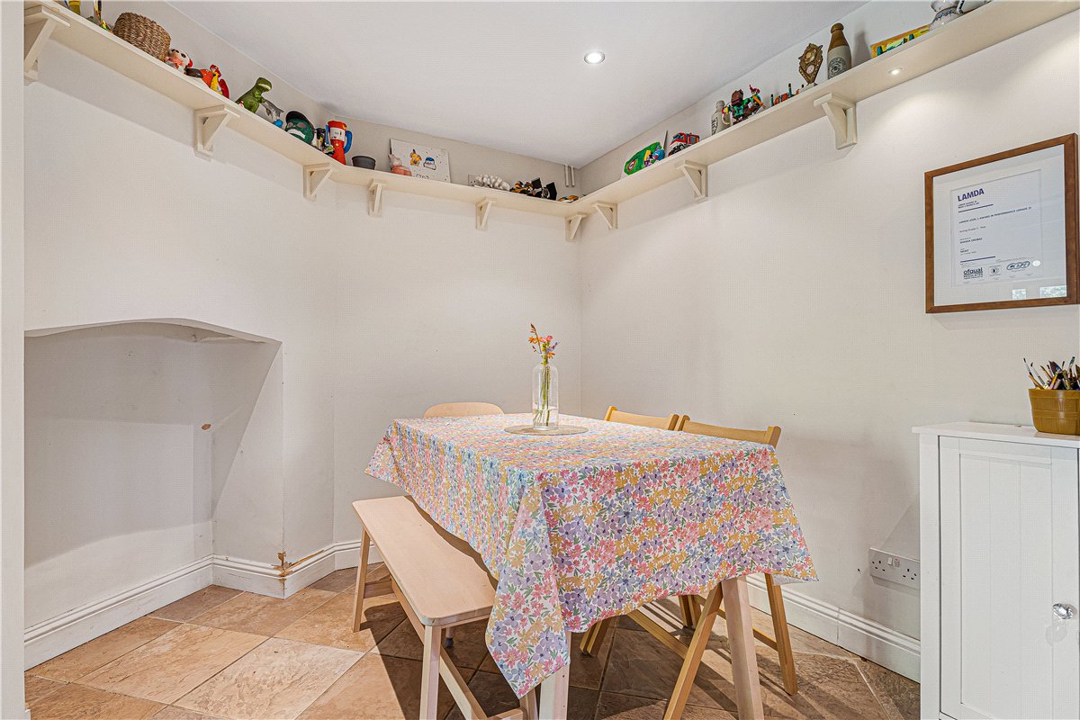 3 bedroom House, Oxford Road, Hampton Poyle, OX5 - Let Agreed, Image 5