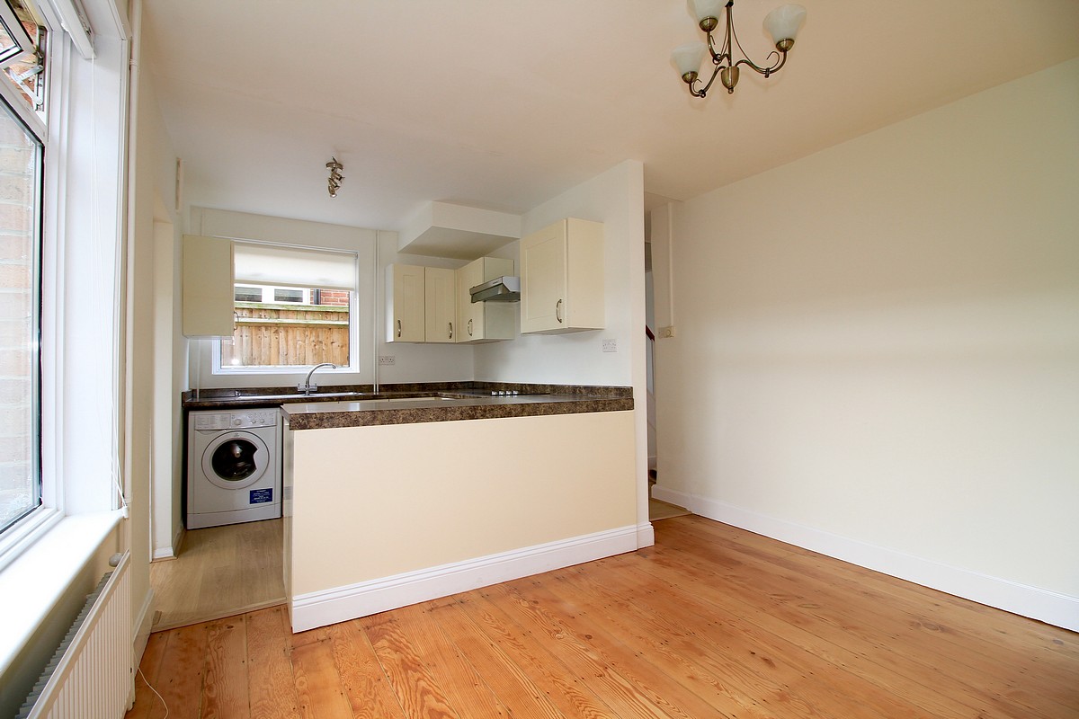 3 bedroom House, Swinbourne Road, Littlemore, OX4 - Available, Image 3